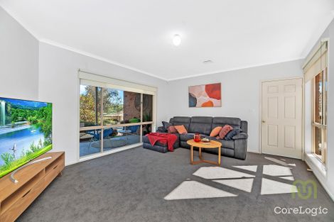 Property photo of 17 Ashcroft Crescent Monash ACT 2904