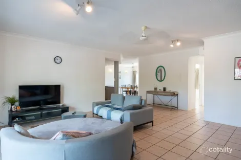 Property photo of 9/24 Pandanus Drive Cannonvale QLD 4802