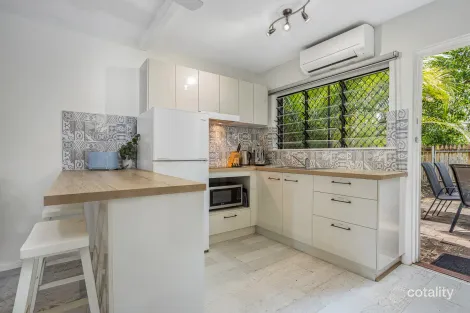 3/9-11 Amphora St, Palm Cove, QLD 4879