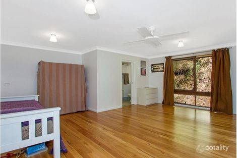 Property photo of 24 Nari Avenue Point Clare NSW 2250
