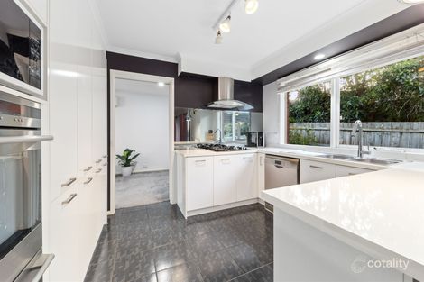 Property photo of 11 Huntington Drive Hampton Park VIC 3976