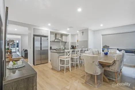 Property photo of 2 Gordal Close Angle Vale SA 5117