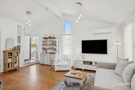 Property photo of 1/86 The Corso Gorokan NSW 2263