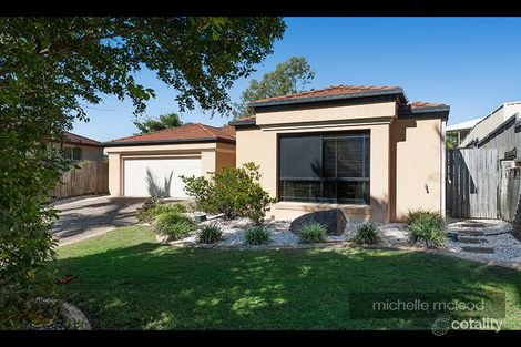 Property photo of 6 Summerfield Place Kenmore QLD 4069