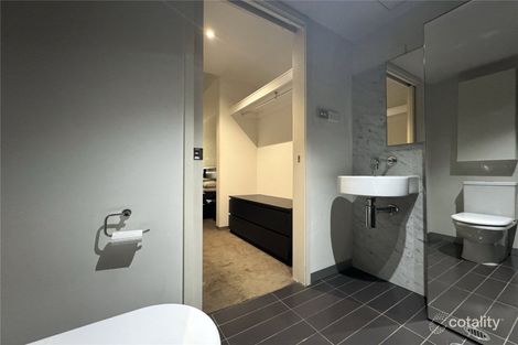 Property photo of 28/539 St Kilda Road Melbourne VIC 3004