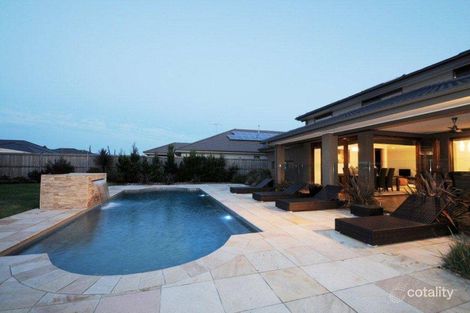 Property photo of 3 Starling Court Waterways VIC 3195
