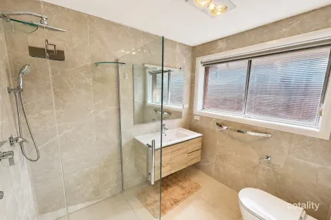 Property photo of 1/3 Valetta Crescent Knoxfield VIC 3180