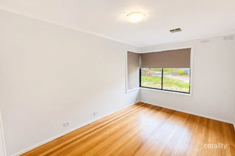 Property photo of 1/3 Valetta Crescent Knoxfield VIC 3180