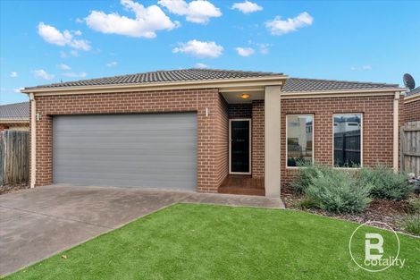 2/36 Somerton Ct, Darley, VIC 3340