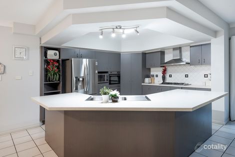 Property photo of 7 Stonyfell Place Forest Lake QLD 4078