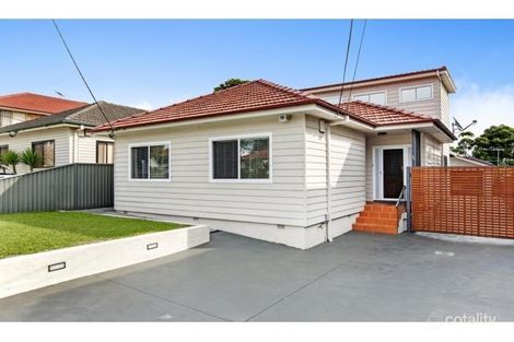 Property photo of 28 Rangers Road Yagoona NSW 2199
