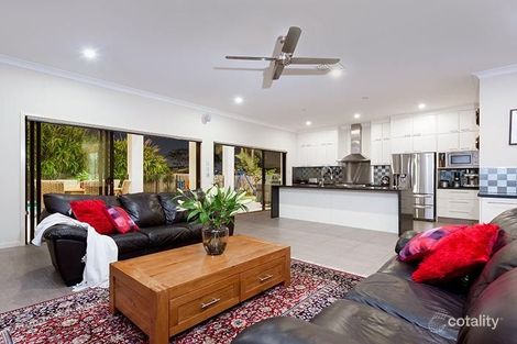 Property photo of 152 Erica Street Cannon Hill QLD 4170