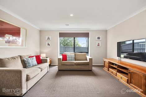 Property photo of 9 California Crescent Ferntree Gully VIC 3156