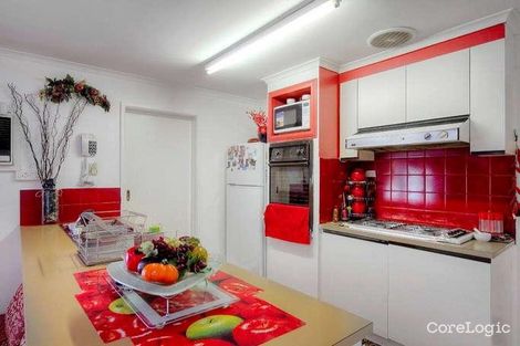 Property photo of 279 James Cook Drive Endeavour Hills VIC 3802