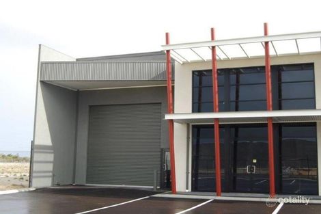 2/6 Meares Way, Canning Vale, WA 6155