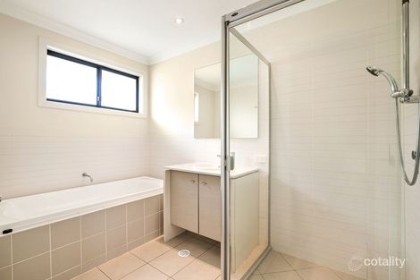 Property photo of 1 Highland Crescent Belmont QLD 4153