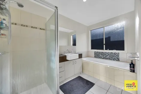 Property photo of 14 Starling Avenue Tarneit VIC 3029