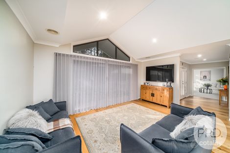 Property photo of 4 Wisteria Place Springvale NSW 2650