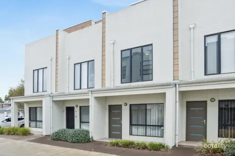 24/1-15 Tulloch Dr, St Clair, SA 5011