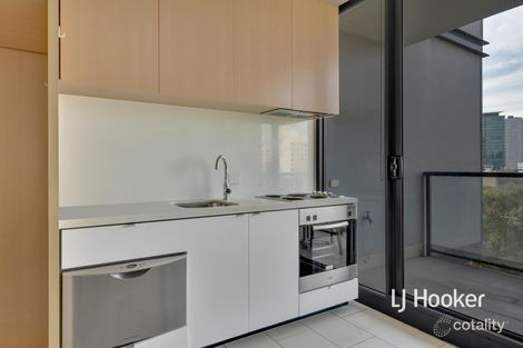 Property photo of 821/555 Flinders Street Melbourne VIC 3000