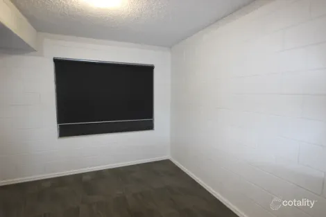 Property photo of 15/10 Walcott Way Bulgarra WA 6714