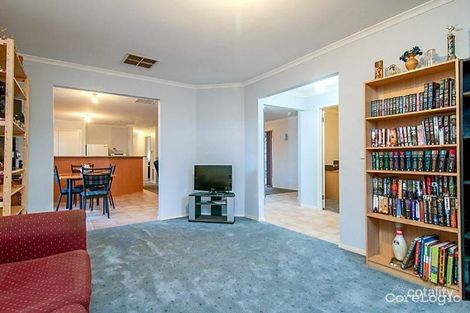 Property photo of 1 Pitanga Gardens Werribee VIC 3030
