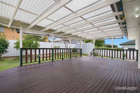 Property photo of 18 Mirang Street Mansfield QLD 4122