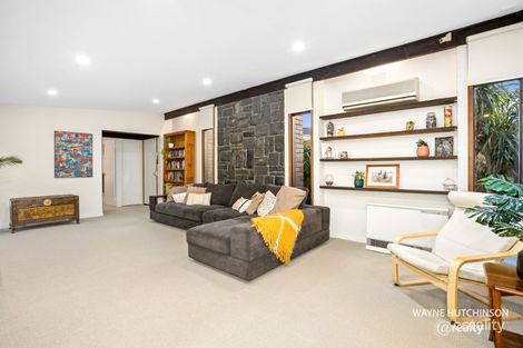 Property photo of 9 Tarcoola Drive Yallambie VIC 3085