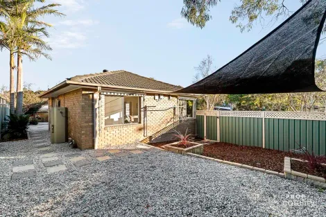 Property photo of 2 Aminya Crescent Yallambie VIC 3085