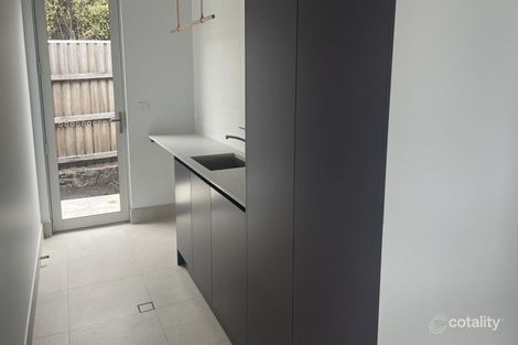 Property photo of 109 Hopetoun Circuit Yarralumla ACT 2600