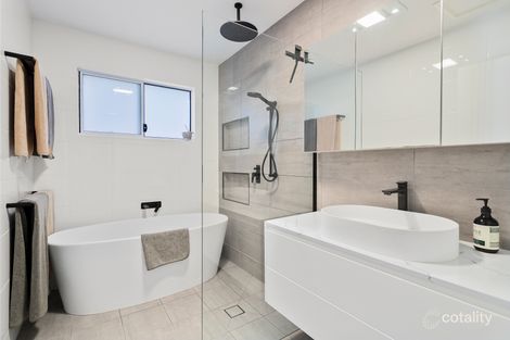 Property photo of 39 Panorama Drive Farmborough Heights NSW 2526