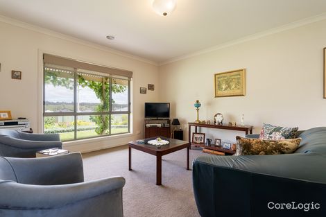 Property photo of 2 Captain Day Road Campbells Creek VIC 3451