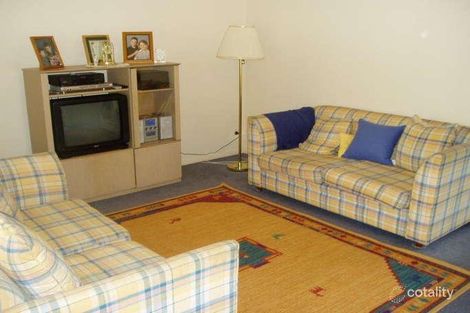 Property photo of 8 Orchid Court Kangaroo Flat VIC 3555