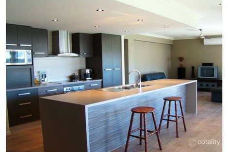 Property photo of 27 Saville Street Emerald QLD 4720