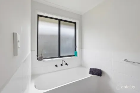 Property photo of 134 Douglas Drive Munno Para SA 5115