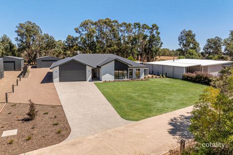 Property photo of 15 Stockmans Drive Mansfield VIC 3722