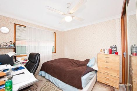 Property photo of 53 Cogra Road Woy Woy NSW 2256
