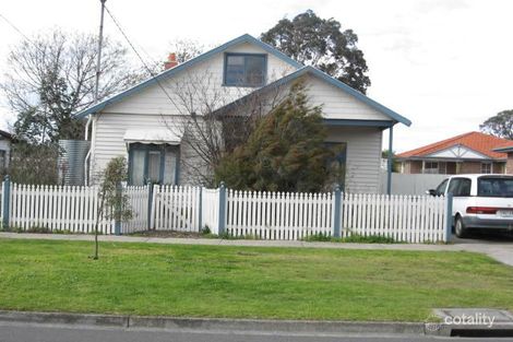 4 Skipton Rd, Hughesdale, VIC 3166