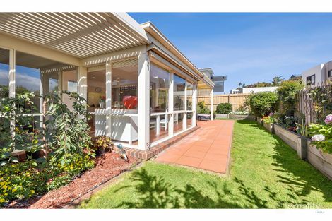 Property photo of 2/9 Glaneuse Avenue Torquay VIC 3228