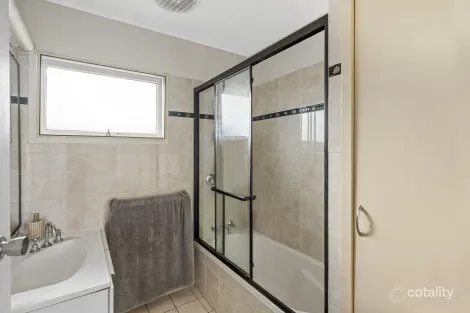 Property photo of 66 Dennis Road Springwood QLD 4127