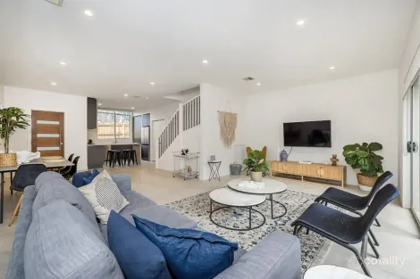 Property photo of 2/6 Rangeview Road Boronia VIC 3155