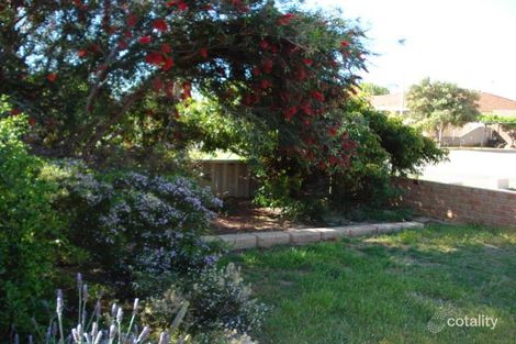 Property photo of 42 Glass Crescent Mahomets Flats WA 6530