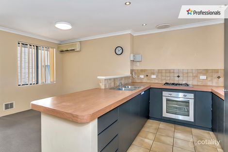 Property photo of 16/2 Boundary Road St James WA 6102