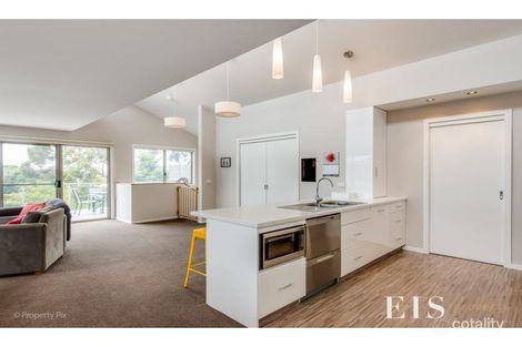 Property photo of 1/14 Myuna Road Blackmans Bay TAS 7052