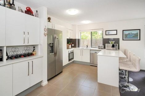 Property photo of 1/21 Middle Street Labrador QLD 4215