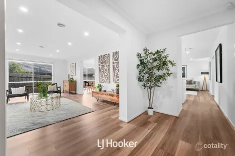 Property photo of 46 Golf Links Road Berwick VIC 3806