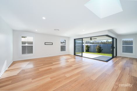 Property photo of 5 Henrietta Place Thrumster NSW 2444