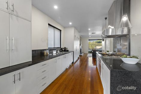 Property photo of 30 Mathers Avenue Kew East VIC 3102