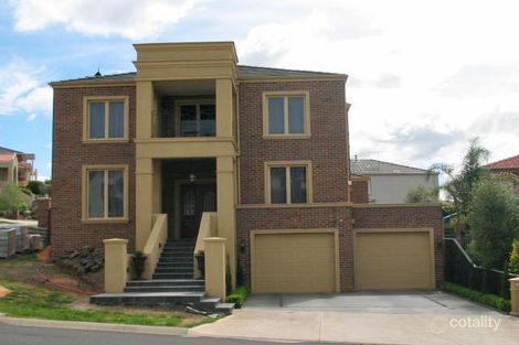 99 Templewood Cres, Avondale Heights, VIC 3034