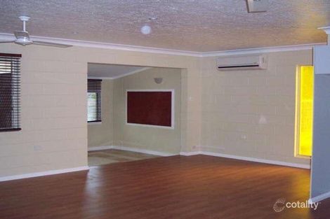 Property photo of 13 Hedley Court Mount Louisa QLD 4814